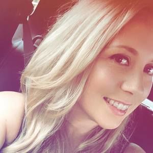 Meet your Posher, Abi